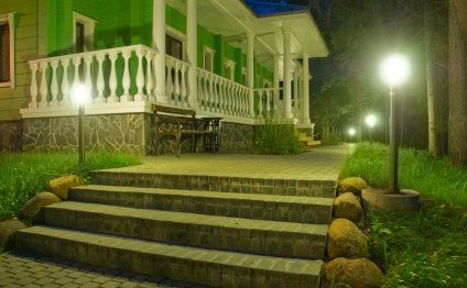 Solar Powered Exterior Lighting